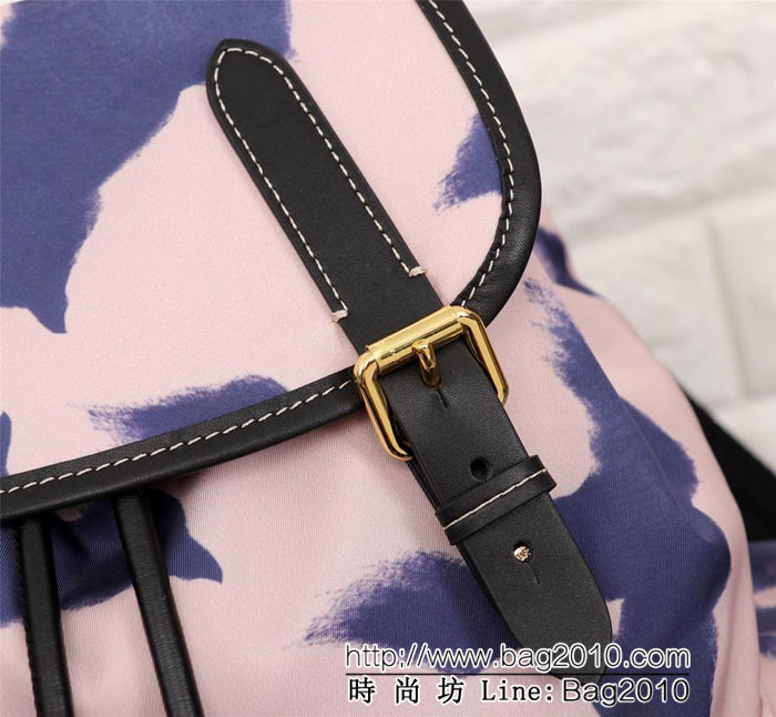 BURBERRY巴寶莉 The Rucksack 印花帆布拼皮革 軍旅背包 時尚雙肩包 39622  Bhq1236